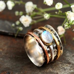 Casual And Versatile Retro Glossy Moonstone Ring