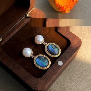 French Style Vintage Freshwater Pearl Earrings Ear Jewelry Abalone Shell Stud Earrings