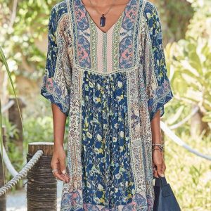 V-neck bohemian print dress