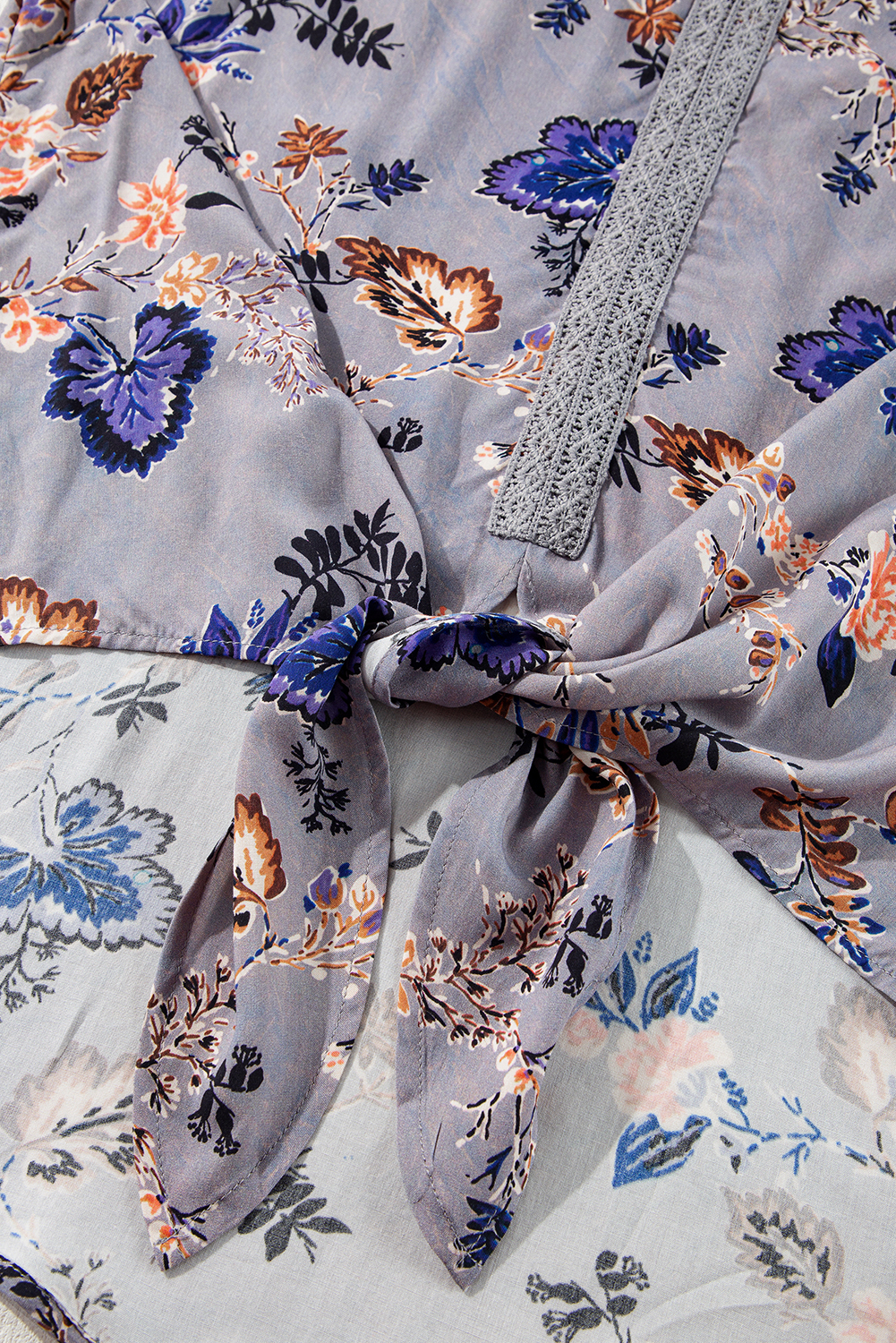 Sky Blue Floral Print Lace Patchwork Knot Front V Neck Blouse - Image 8