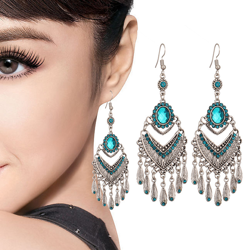 Multi-layered diamond vintage earrings - Image 2