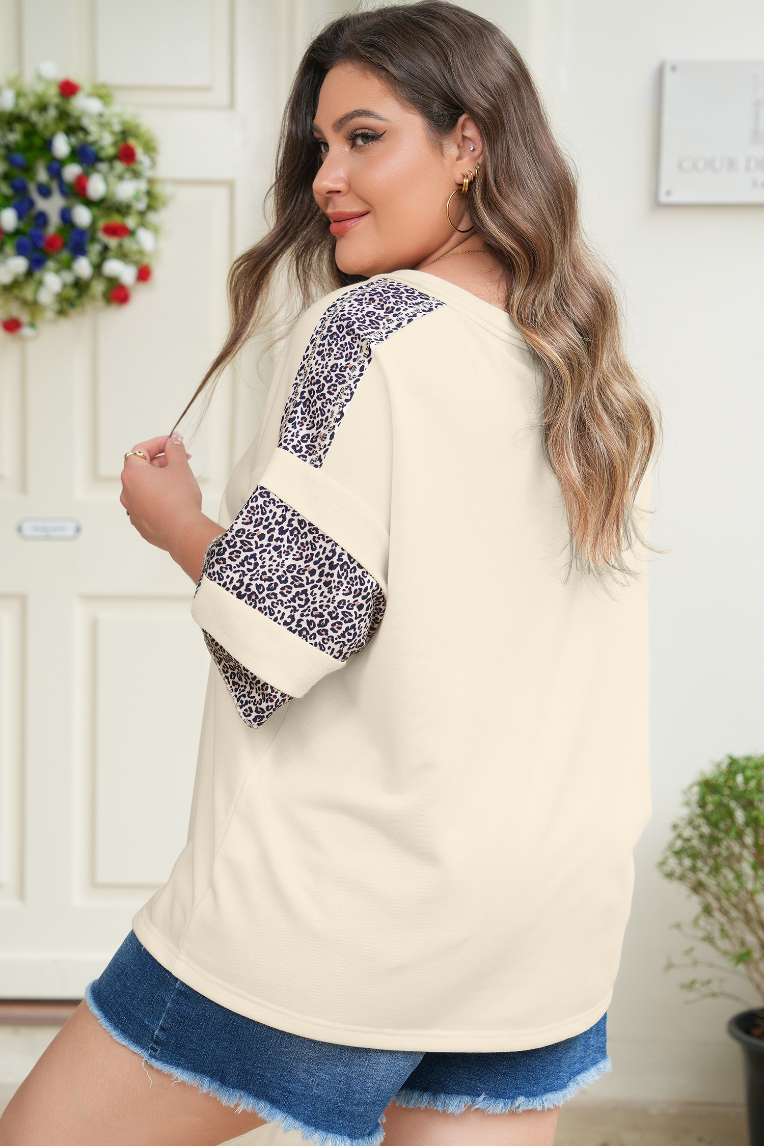 Apricot V Neck Exposed Seam Leopard Color Block Patchwork Half Sleeve Top - Image 2