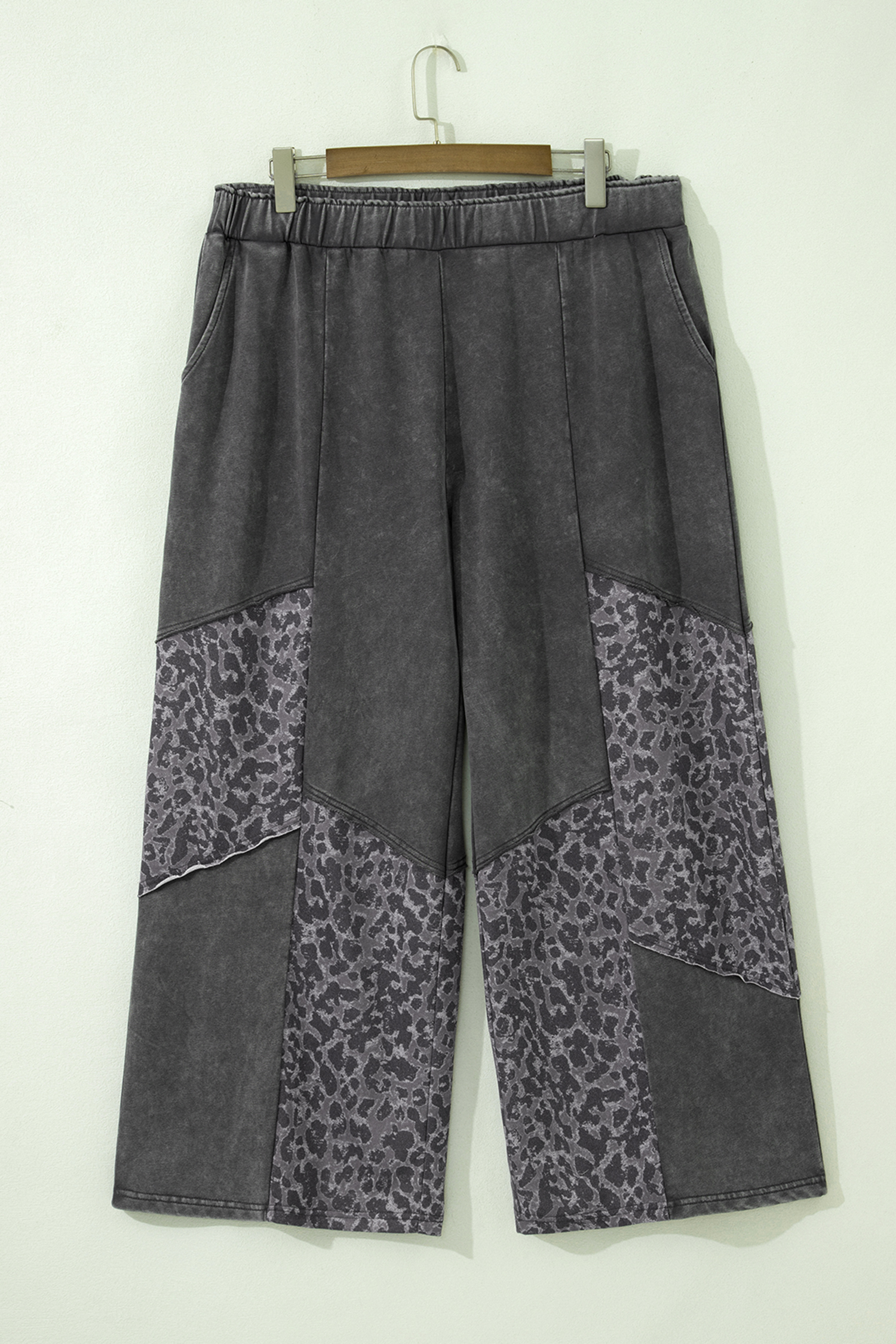Dark Grey Plus Size Leopard Patchwork Mineral Wash Wide Leg Pants - Image 2