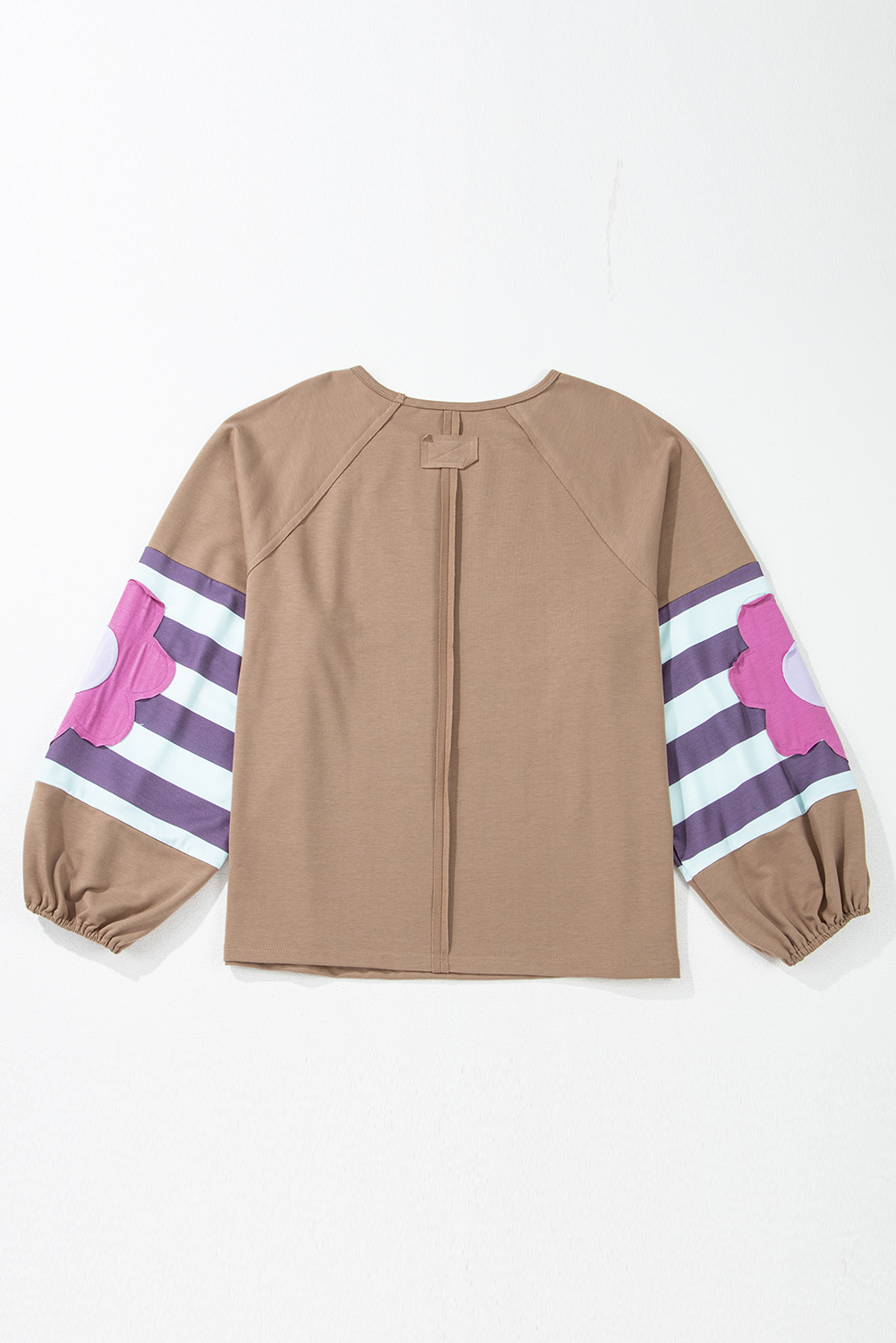 Light French Beige Plus Size Flower Striped Patchwork Puff Sleeve Loose Sweatshirt - Image 5